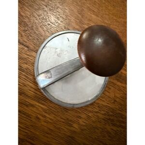 Vintage Androck Aluminum Hamburger Press Wood Knob Spring Loaded 63-2331 MCM